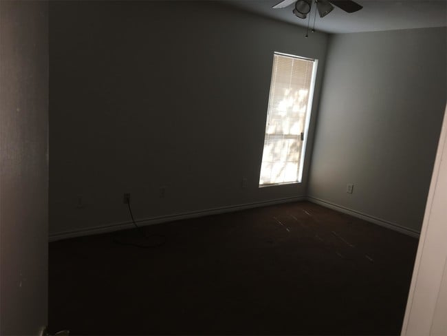 Building Photo - 1702 Susan Dr