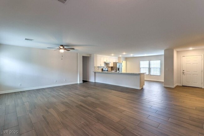 Building Photo - 2705 Port Lewis Ave