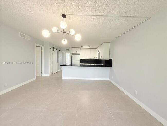 Building Photo - 16511 Blatt Blvd