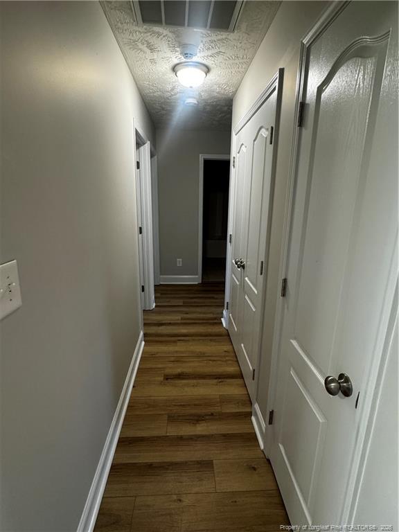 Building Photo - 2118 Queen Elizabeth Ln