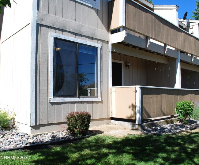 Primary Photo - 3399 Crystal Ln