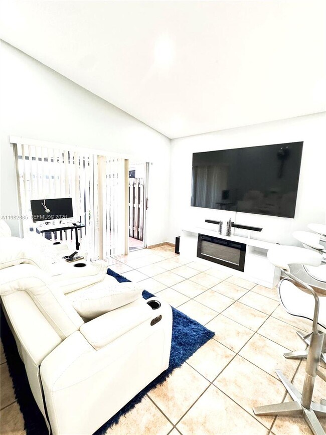 Building Photo - 17679 SW 146th Ct