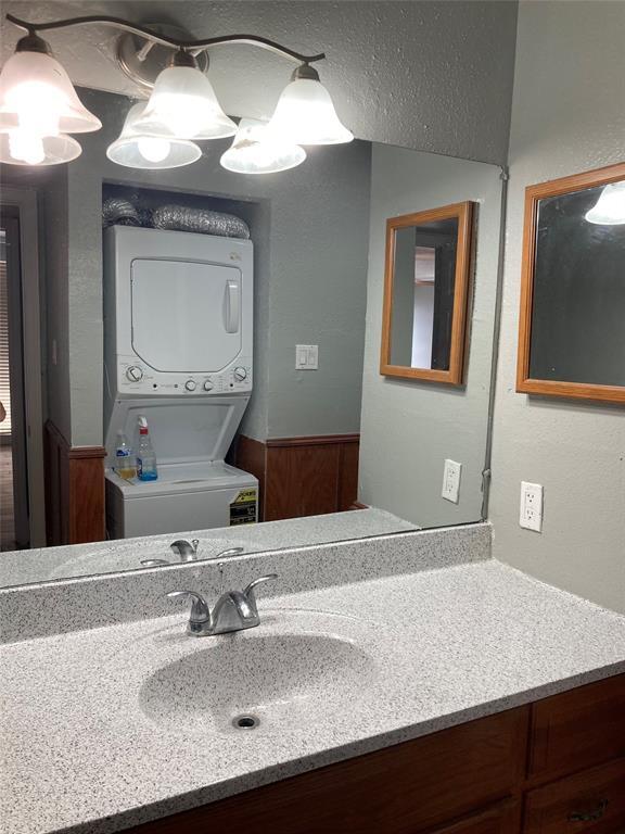 Building Photo - 12500 Sandpiper Dr