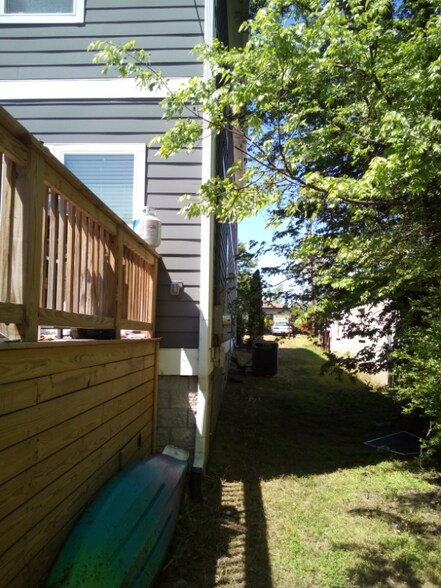 Building Photo - 804 Lena St