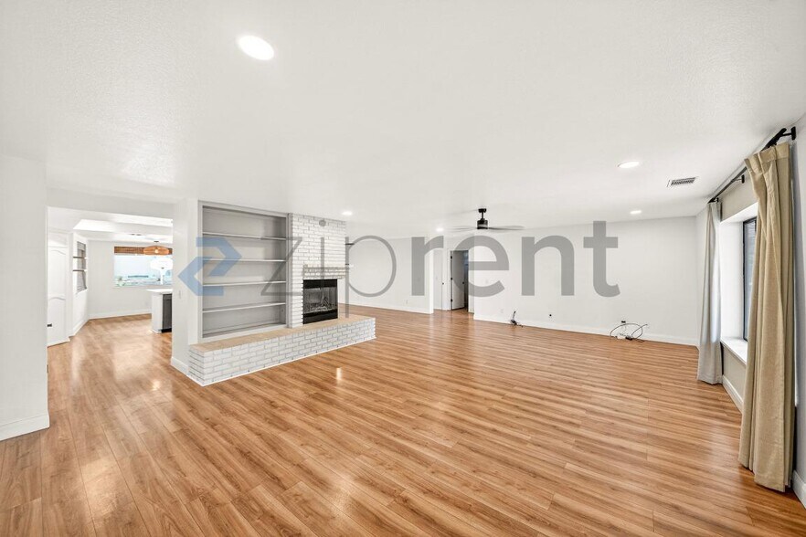 Building Photo - 7211 Amanda Way