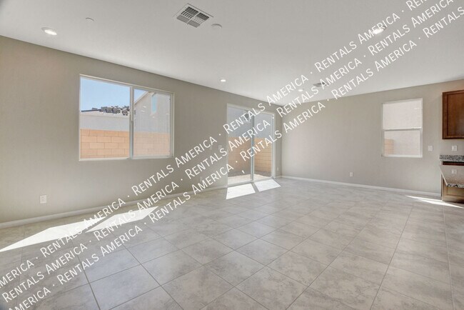 Building Photo - 6820 Calvitero St