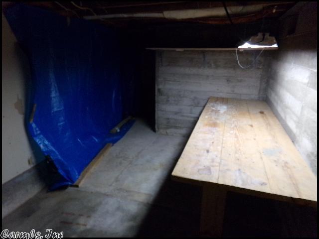 Building Photo - 628 Skyline Dr