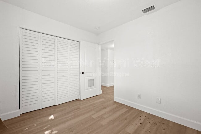 Building Photo - 7772 NW 9th Ave