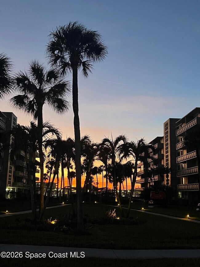 Building Photo - 2020 N Atlantic Ave