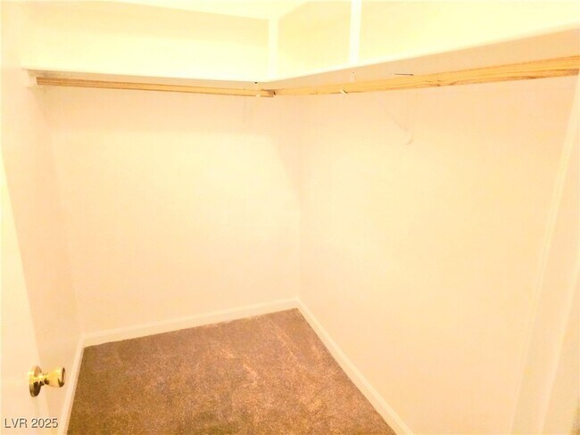 Building Photo - 1751 E Reno Ave