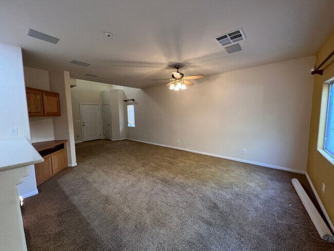 Building Photo - Coming Soon!!! 8-1-25 Great former model h...