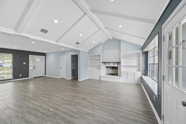 Building Photo - 10623 Wickersham Ln