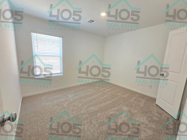 Building Photo - 20424 Deer Creek Dr