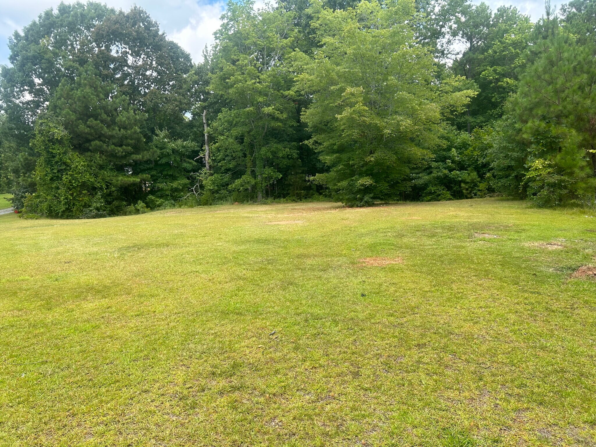 Building Photo - 914 Morgan Sellers Rd