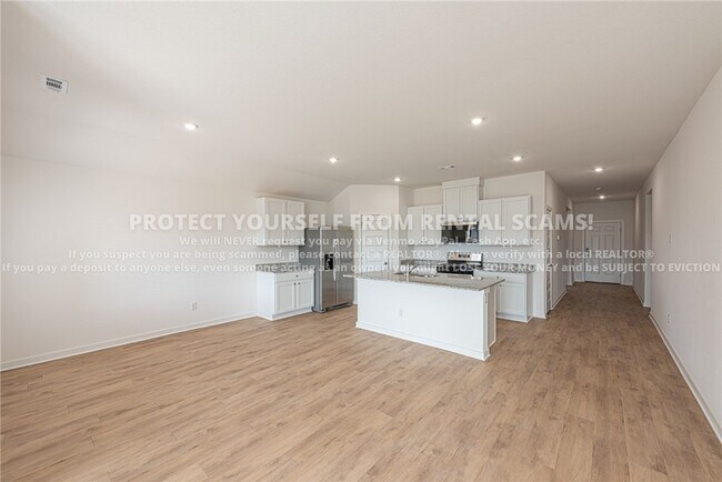 Building Photo - 3031 Laredo Ln