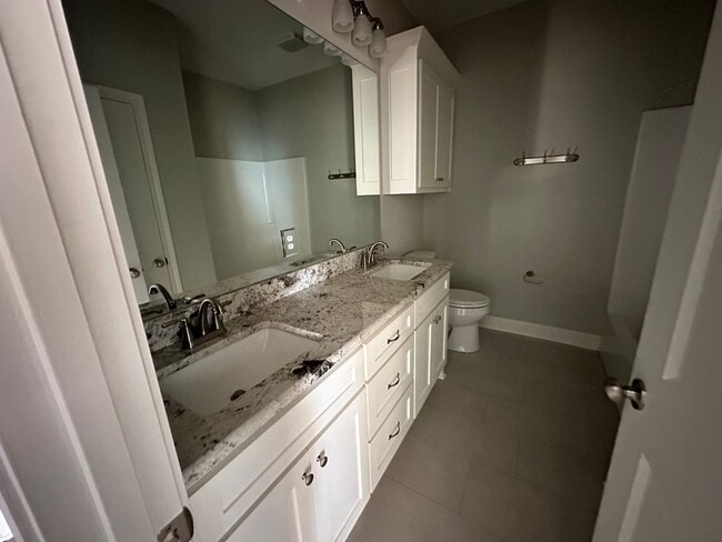 Building Photo - 11948 Gillian Ct