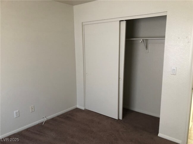 Building Photo - 1083 Sterling Peak St