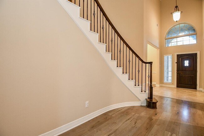 Building Photo - 5551 Mangrove Creek Ln
