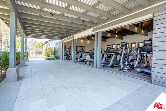 Building Photo - 61 Harness Wy