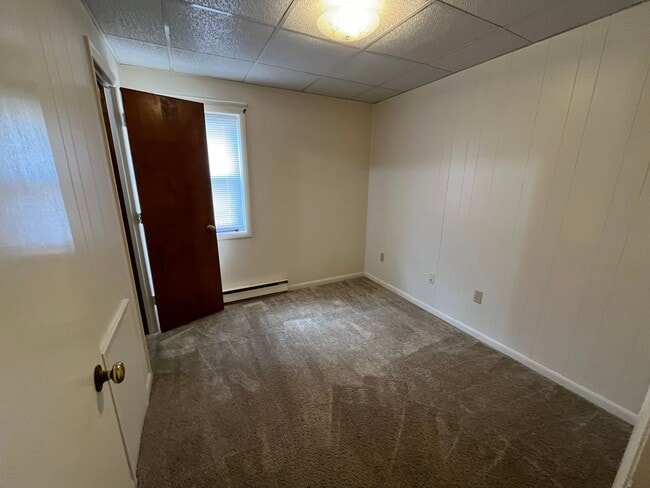 Building Photo - Apartment for Rent