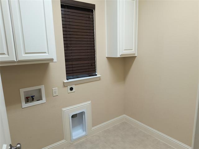 Building Photo - 10039 Stancil Ln
