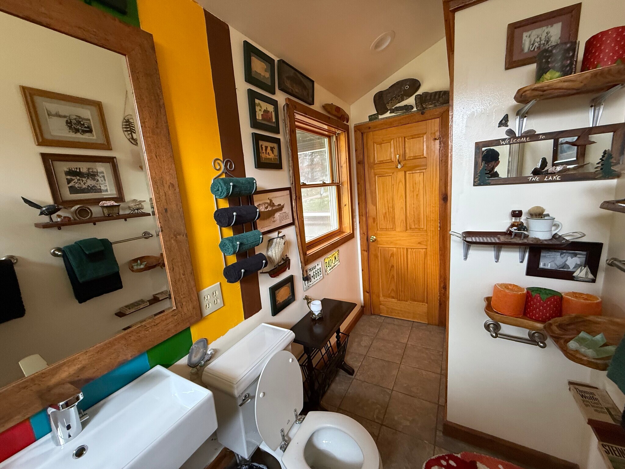 Building Photo - 32275 Center St