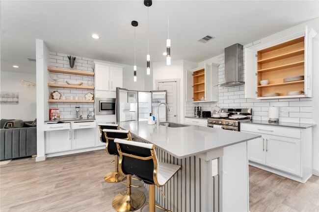 Building Photo - 12812 Barnsbury Ln