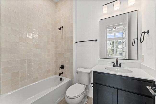Building Photo - 8222 Sherman Pk Trl