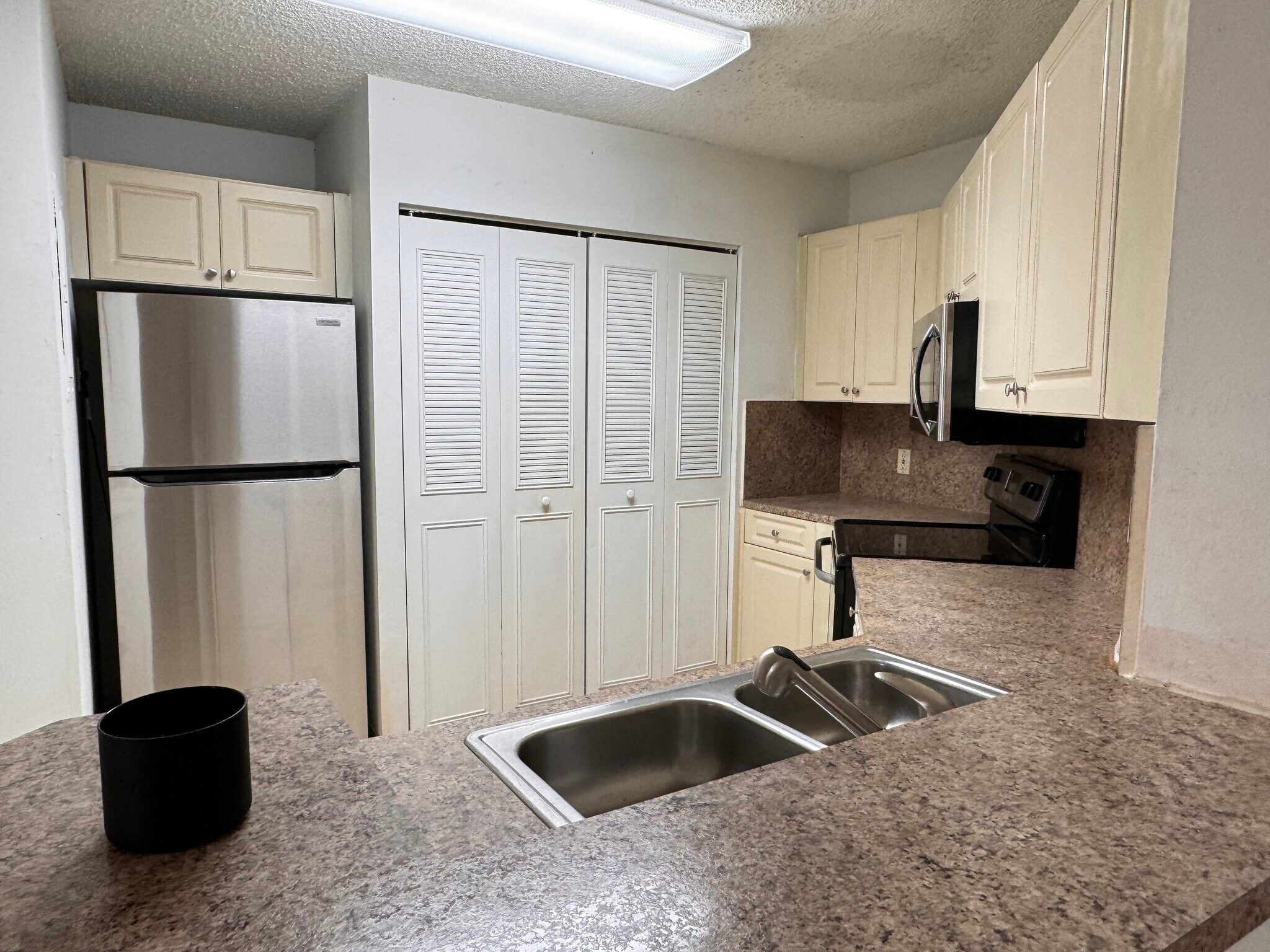 Building Photo - 6280 NW 186th St