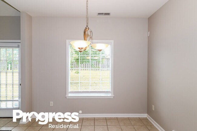 Building Photo - 959 Nesting Wood Cir W