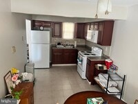 Building Photo - 69 Hampshire Rd