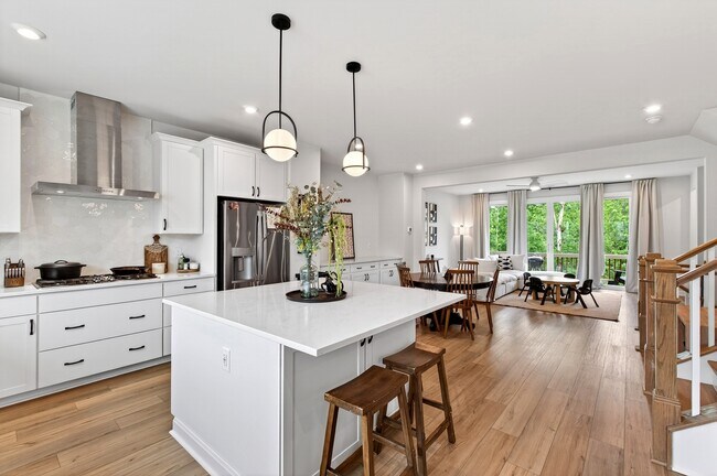 Building Photo - 4730 Cypress Tree Ln