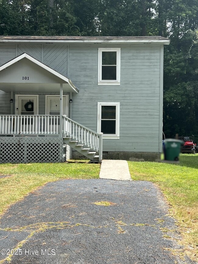 Building Photo - 101 Ridge Pl