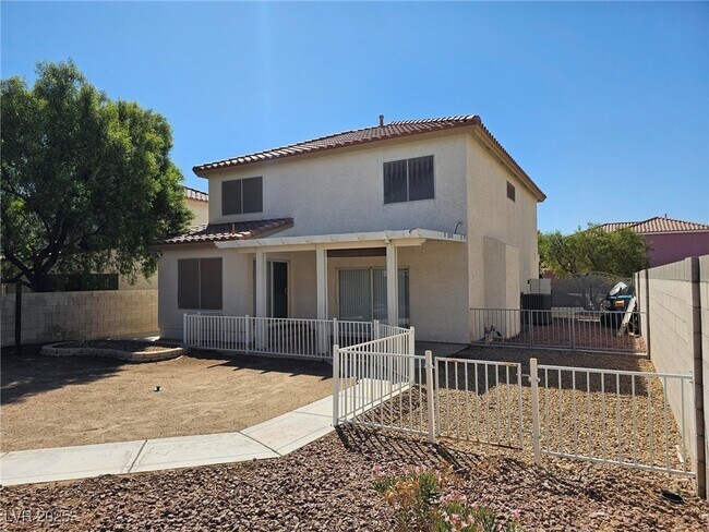 Building Photo - 8500 Glade Minnow Ave