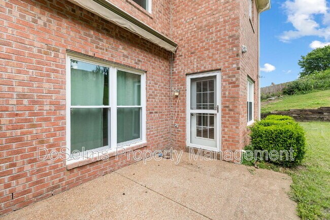 Building Photo - 1405 S Glenleigh Ct