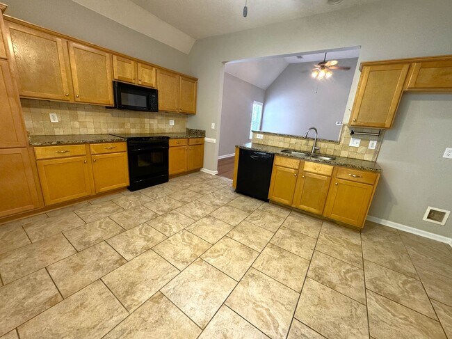 Building Photo - 10228 Morning Hill Dr