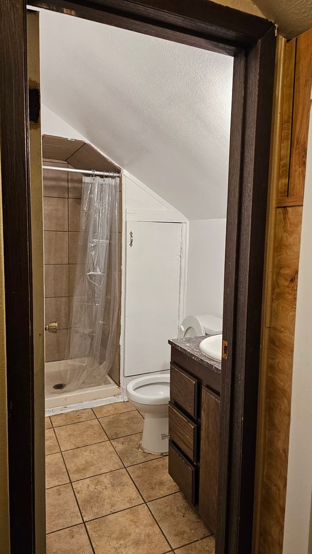 Building Photo - 529 N 7th St