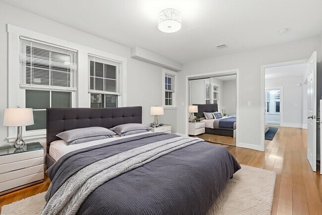 Building Photo - 318 Concord Ave