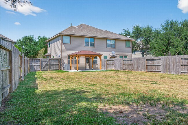 Building Photo - 6438 Haywards Crossing S Cir