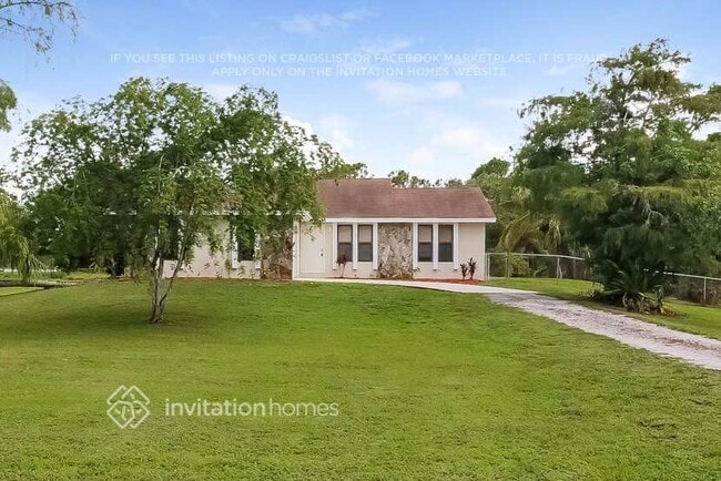 Building Photo - 16888 E Aquaduct Dr