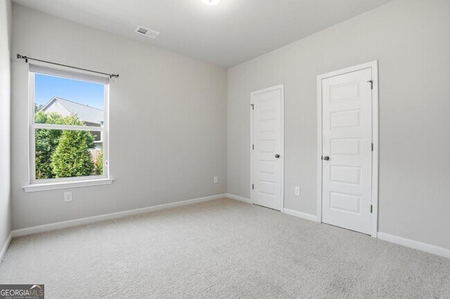 Building Photo - 2639 Bloom Cir