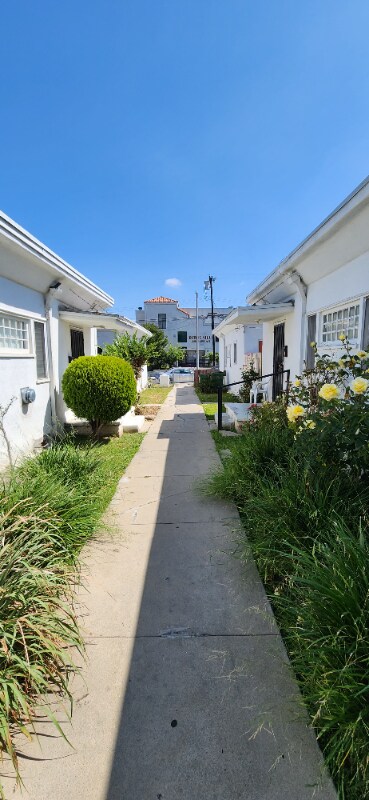 Building Photo - 4415 Burns Ave