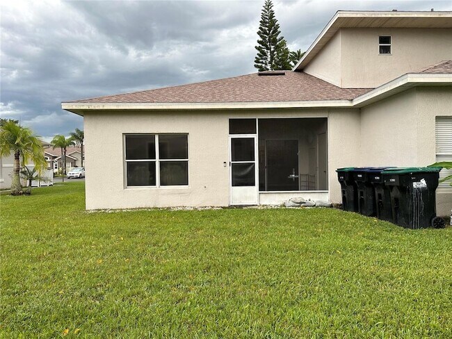 Building Photo - 14572 Laguna Beach Cir