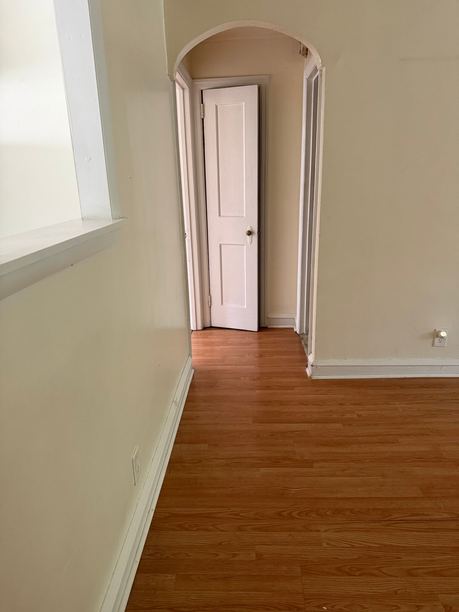 Linen Closet - 1338 E Mount Pleasant Ave