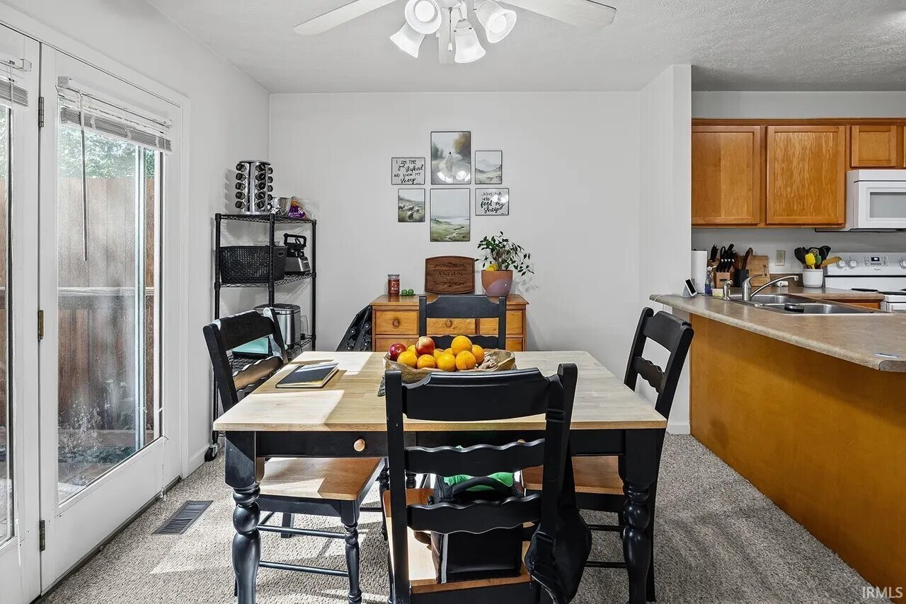 Dinning Room - 2811 Wyndham Way