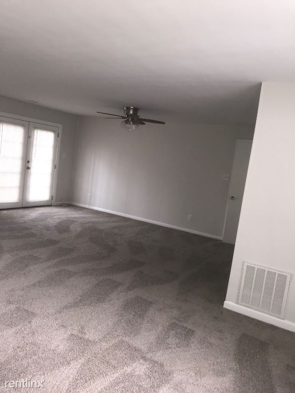 Building Photo - 3 br, 2 bath House - 492 Garrison Place
