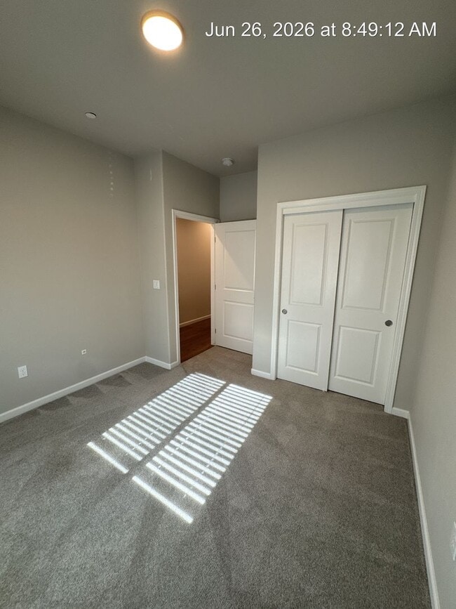Building Photo - 4319