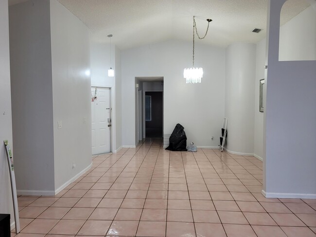 Building Photo - 7189 Catalina Way