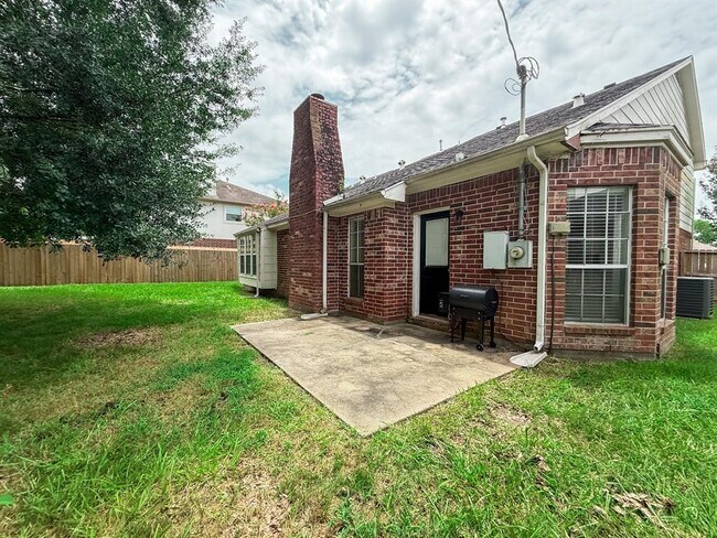 Building Photo - 4521 Allegro Dr