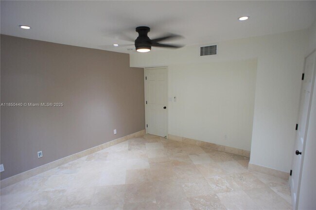 Building Photo - 8401 SW 107th Ave